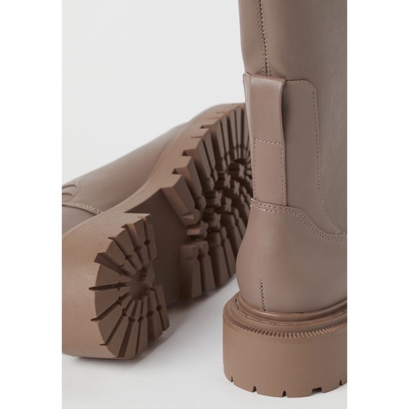 H&M Chelsea Boot - Picture 11 of 15